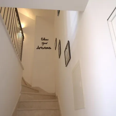 Mai Apartment